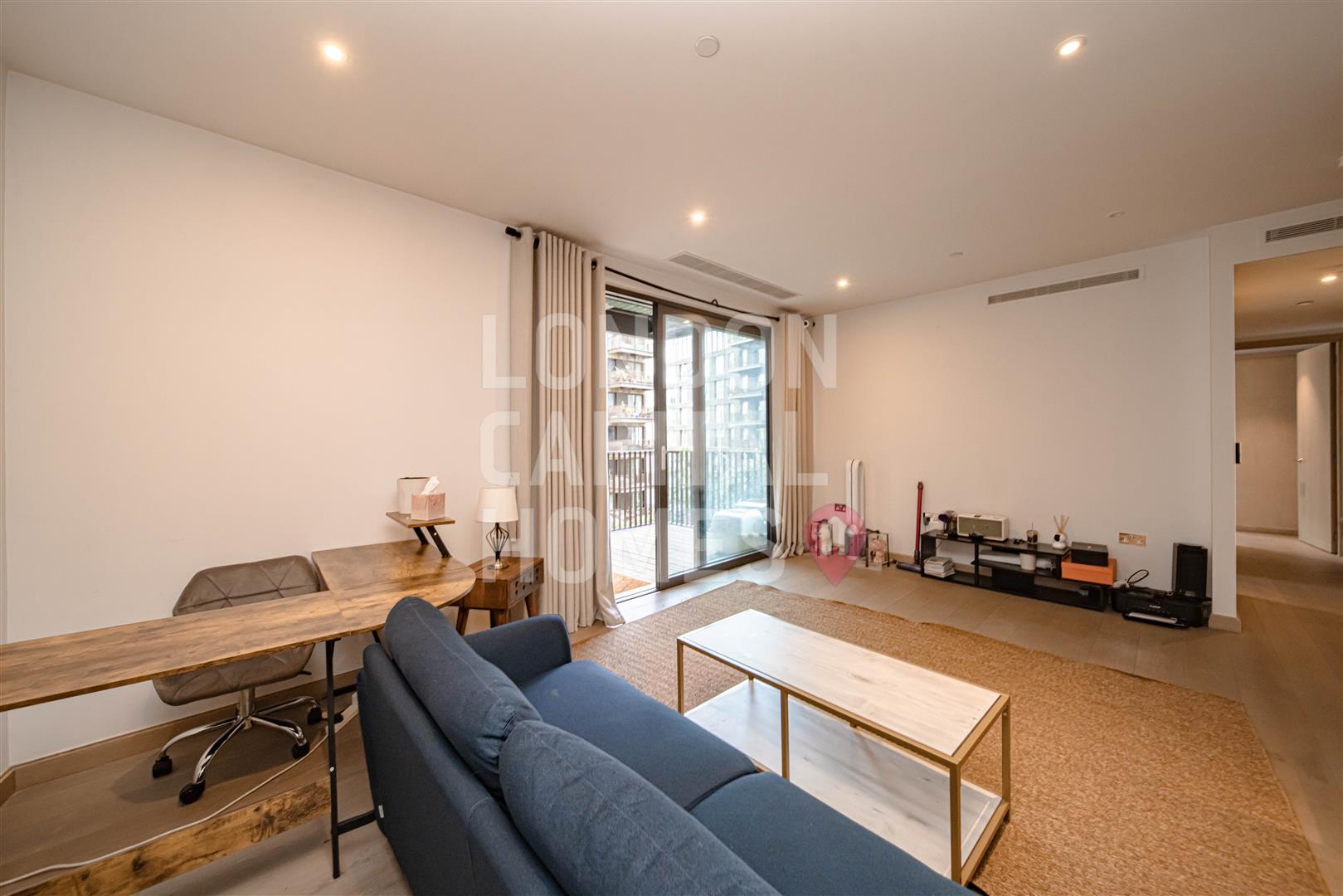 2 bed property in Legacy Building, 1 Viaduct Gardens, London